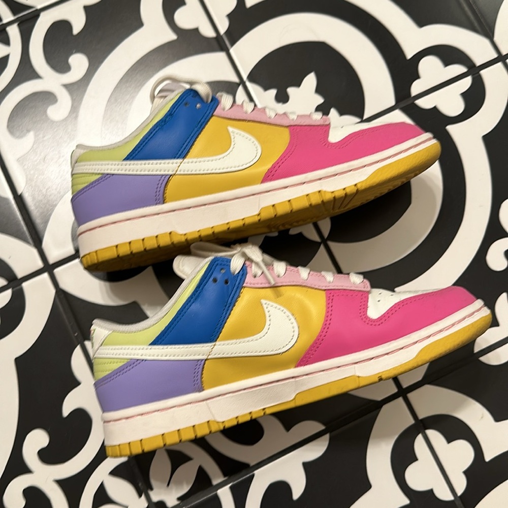 Nike Dunk low womens multi color sneakers size 8